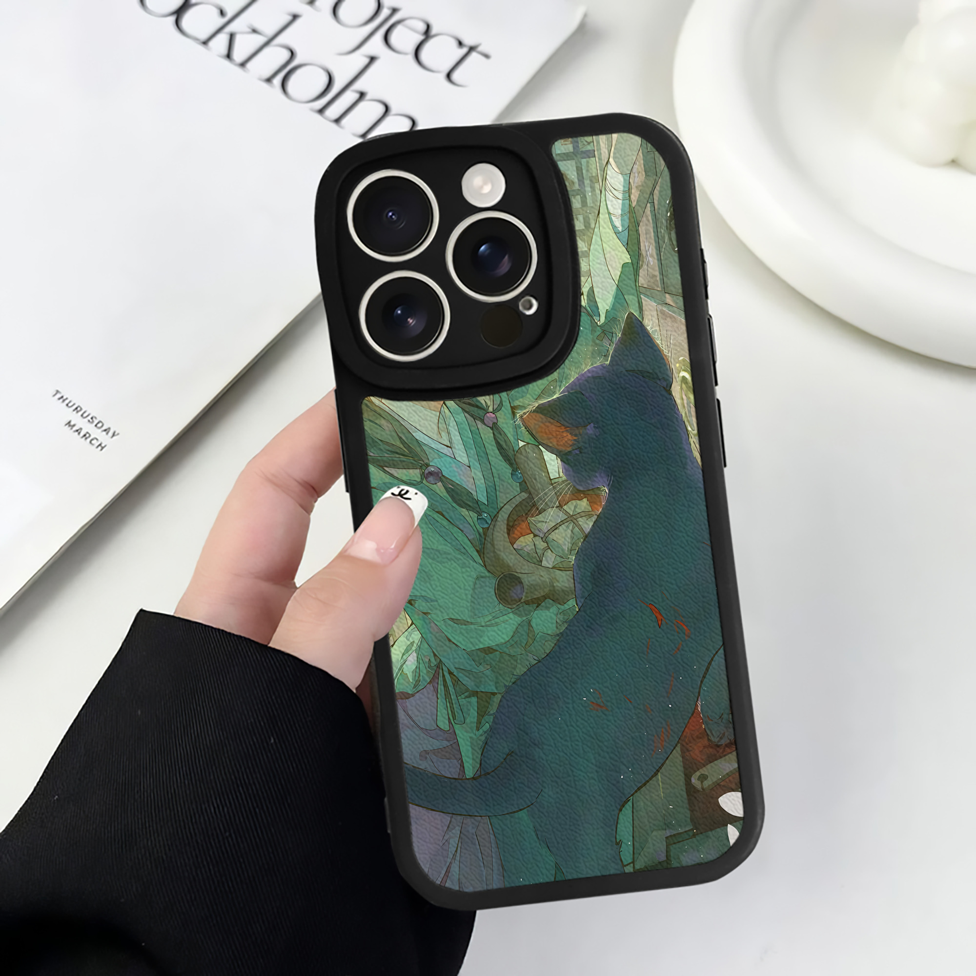 薬屋のひとりごと The Apothecary Diaries 【iPhone 16シリーズ対応】シリコンスマホケース（レザー調） 材質：シリコン